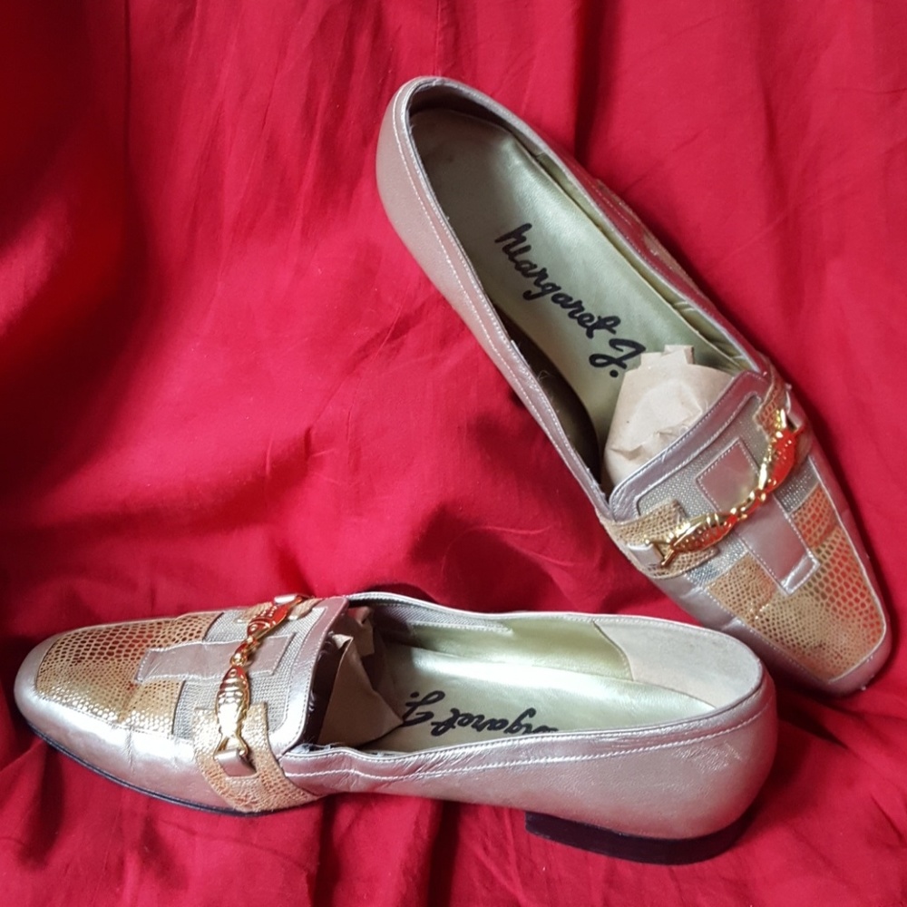 Vintage, gold, fish charm, mesh paneling loafers